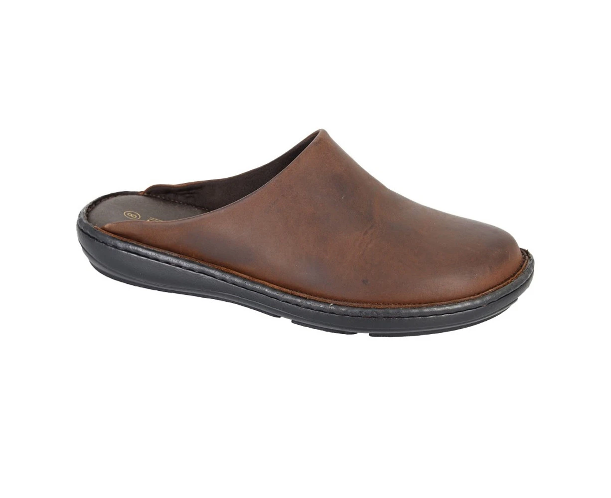 Roamers Mens Leather Clogs (Brown) - DF2472