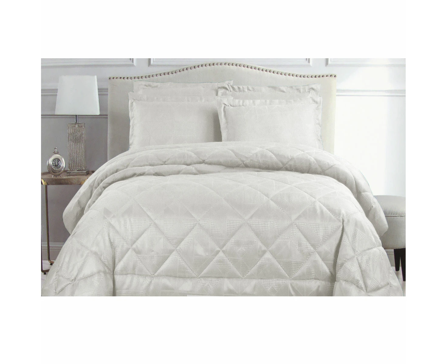 Hotel Living Eli Jacquard Comforter Set Queen White