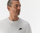 Nike Sportswear Men's Club Long Sleeve Tee / T-Shirt / Tshirt - White