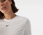 Nike Sportswear Women's Essential Slim Cropped Tee / T-Shirt / Tshirt - White