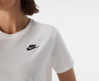 Nike Sportswear Women's Club Essentials Tee / T-Shirt / Tshirt - White