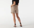 Tommy Hilfiger Women's 5-Inch Hollywood Shorts - Khaki Sand