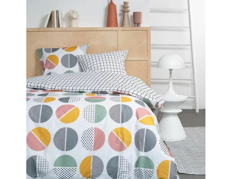 TODAY Crazy Double Duvet Cover Set with Circular Print – Multicoloured – 220 x 240 cm