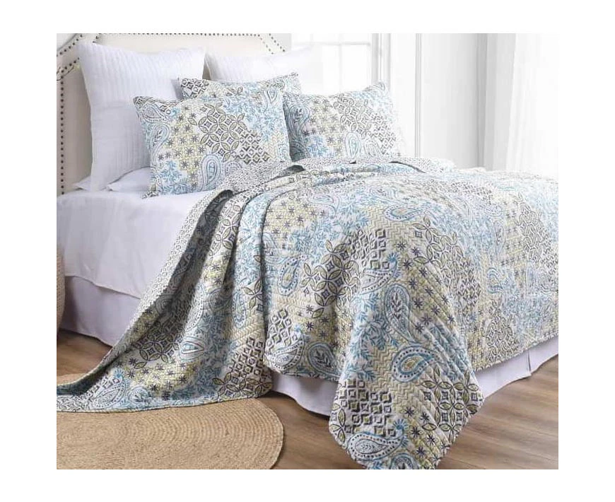 Patchwork Bed Quilt Julia Coverlet Super King 265 x 285cm