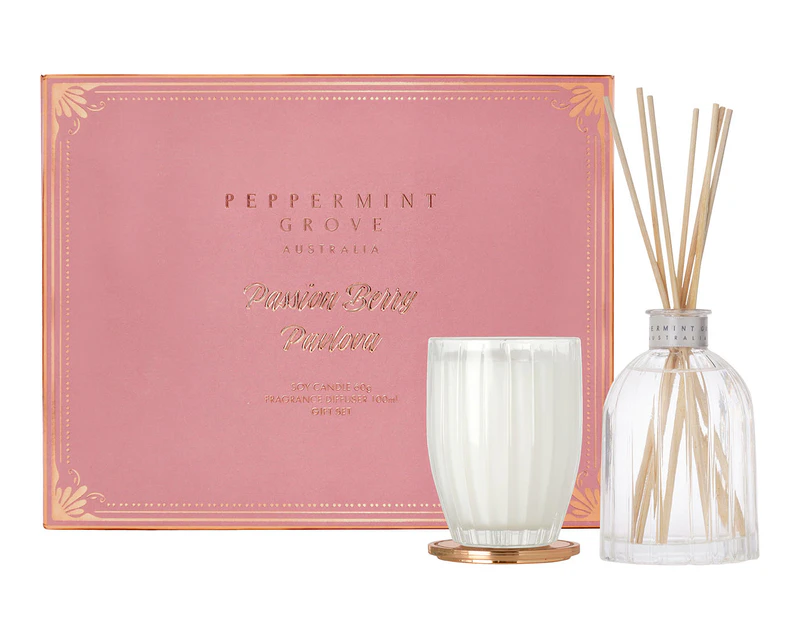 Peppermint Grove Passion Berry Pavlova Christmas Candle & Diffuser Set