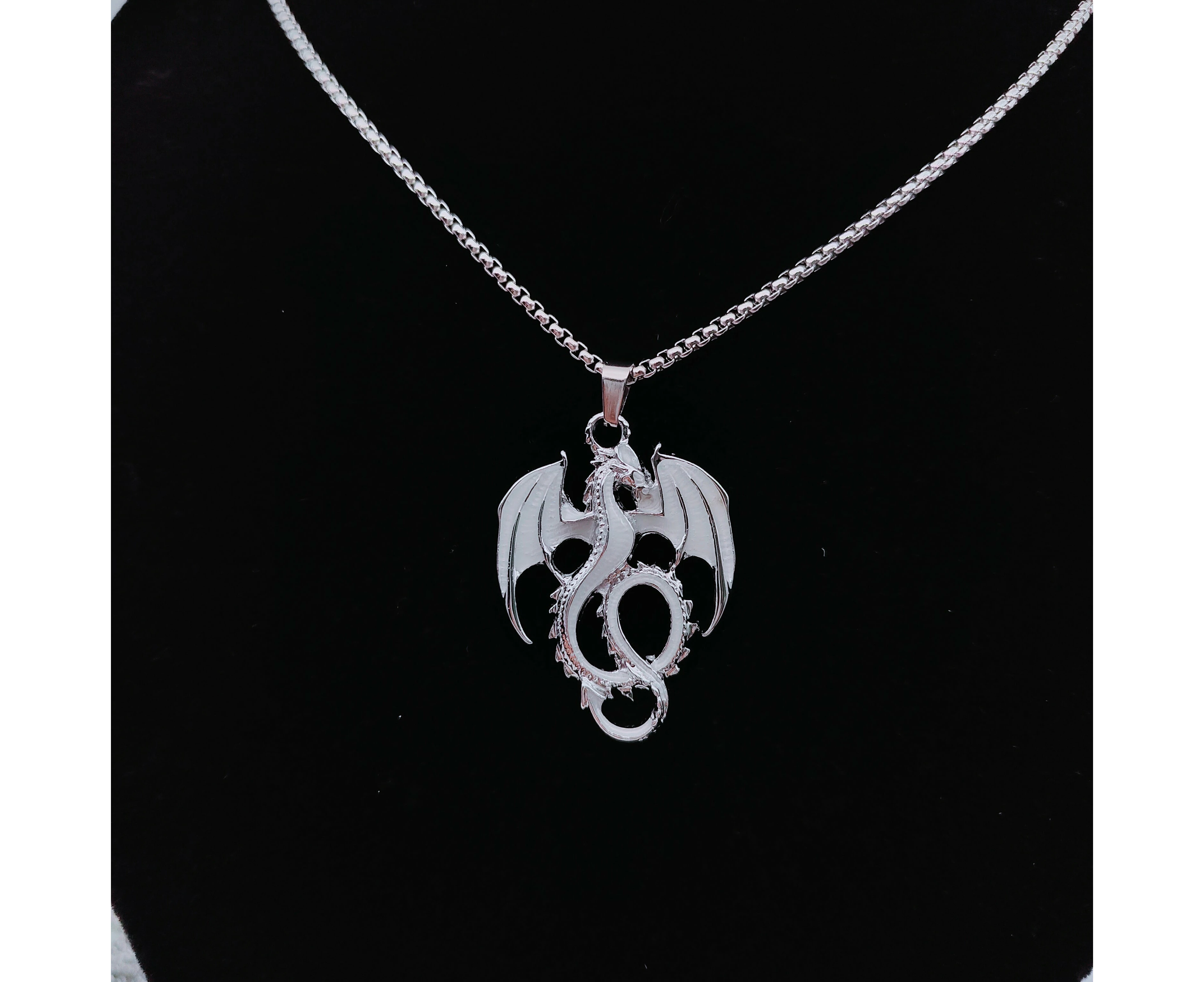 Glow in the Dark Wyvern Dragon Alloy necklace