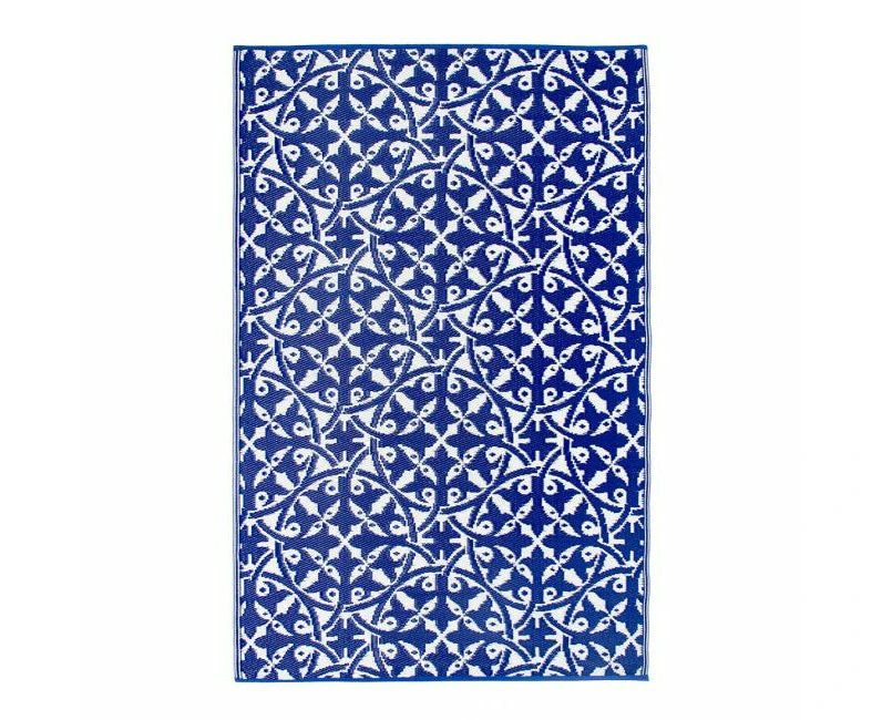 San Juan Blue and White Recycled Plastic Reversible Outdoor Rug