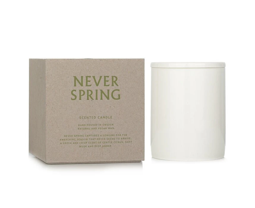 Bjork & Berries Scented Candle  Never Spring 240g/8.5oz