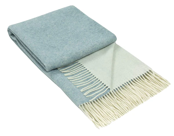 Nnedsz Throw 10% Cashmere/ 90% Super Fine Merino Wool Light Blue