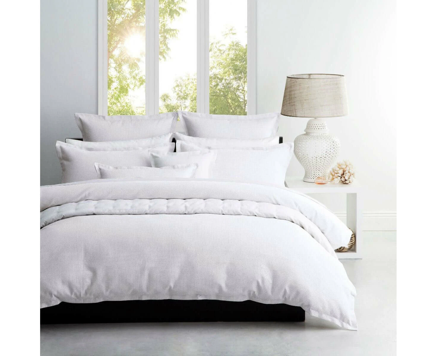 White Waffle Quilt Cover Set - Queen - White