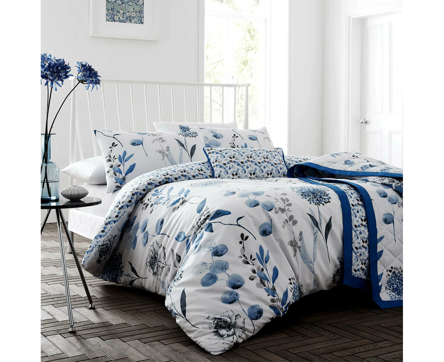 Ink Floral Blue Quilt Cover Set Queen