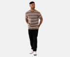 Russell Athletic Men's City Stripe Tee / T-Shirt / Tshirt - Mocha