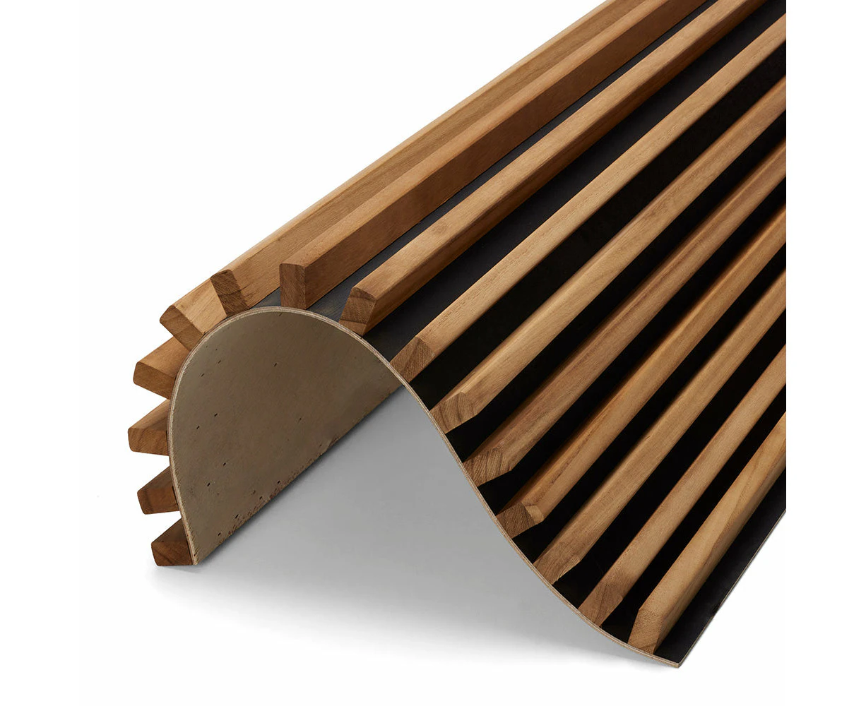 WOODFLEX Flexible Outdoor Hard Wood Batten Pool Fence Cladding - Oak & Black - 2400mm x 600mm