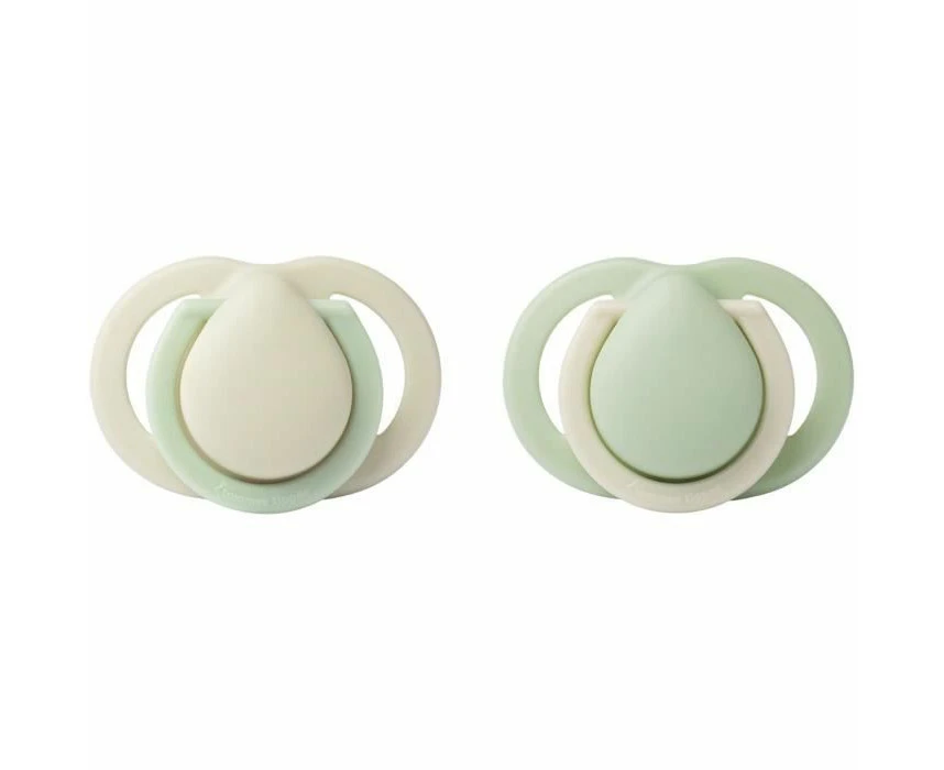 Tommee Tippee Newborn Soothers 0-2 Month 2 Pack