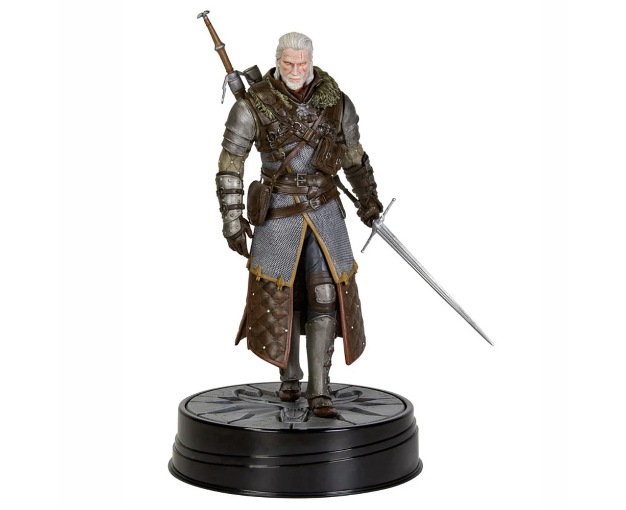 Dark Horse Deluxe The Witcher 3 Wild Hunt Geralt Grandmaster Ursine Figure