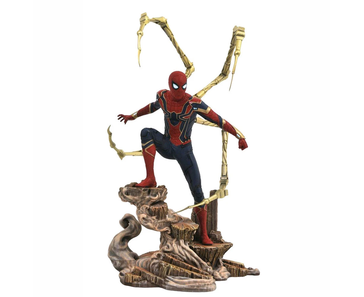 Diamond Select Toys Marvel Avengers Infinity War Iron Spider PVC Figure