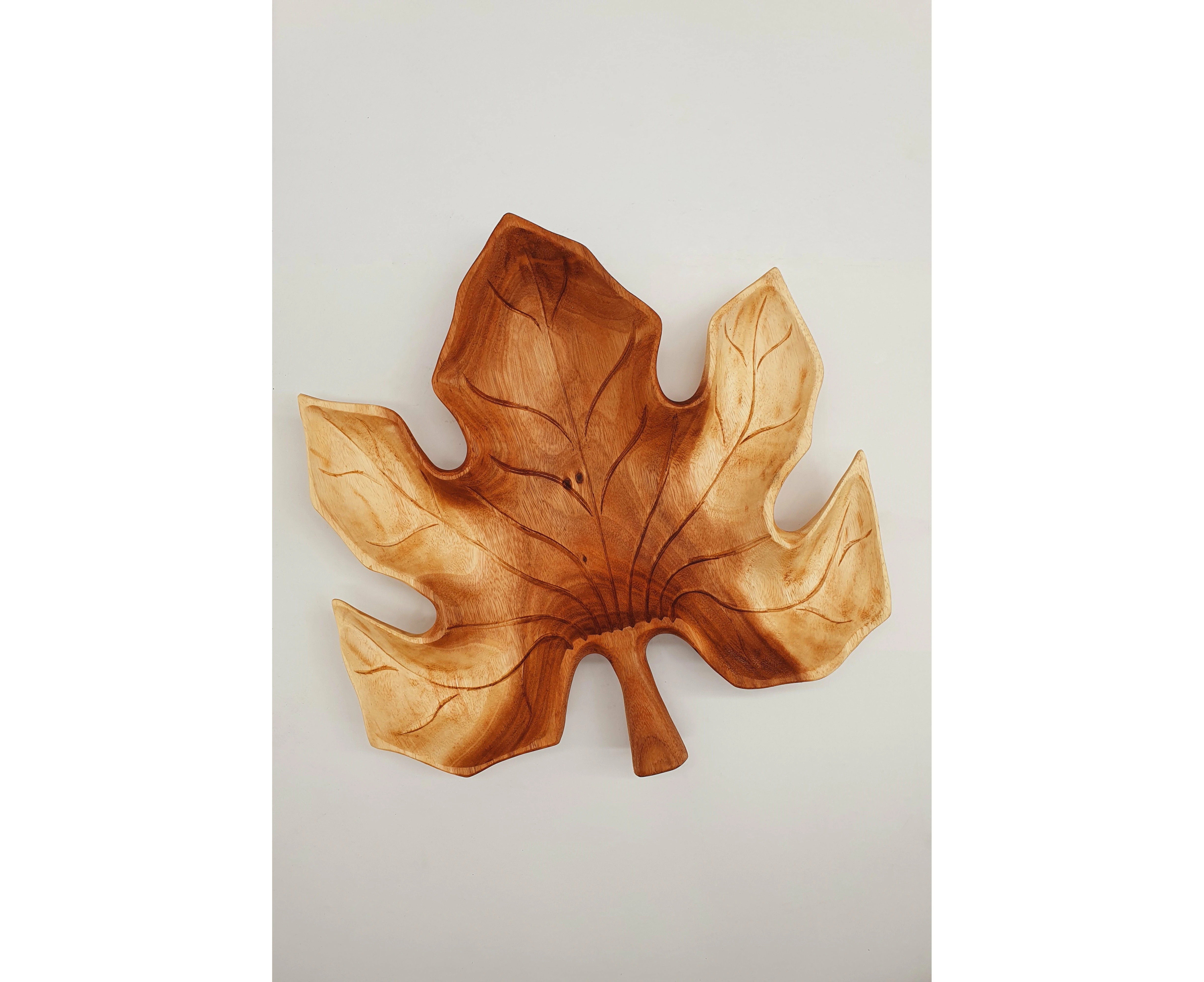 Maple Leaf Serving Platter / Christmas Serving Platter / Hand Carved Wooden Tray / Wood Serving Platter / Unique Hand Crafted Wood Pieces