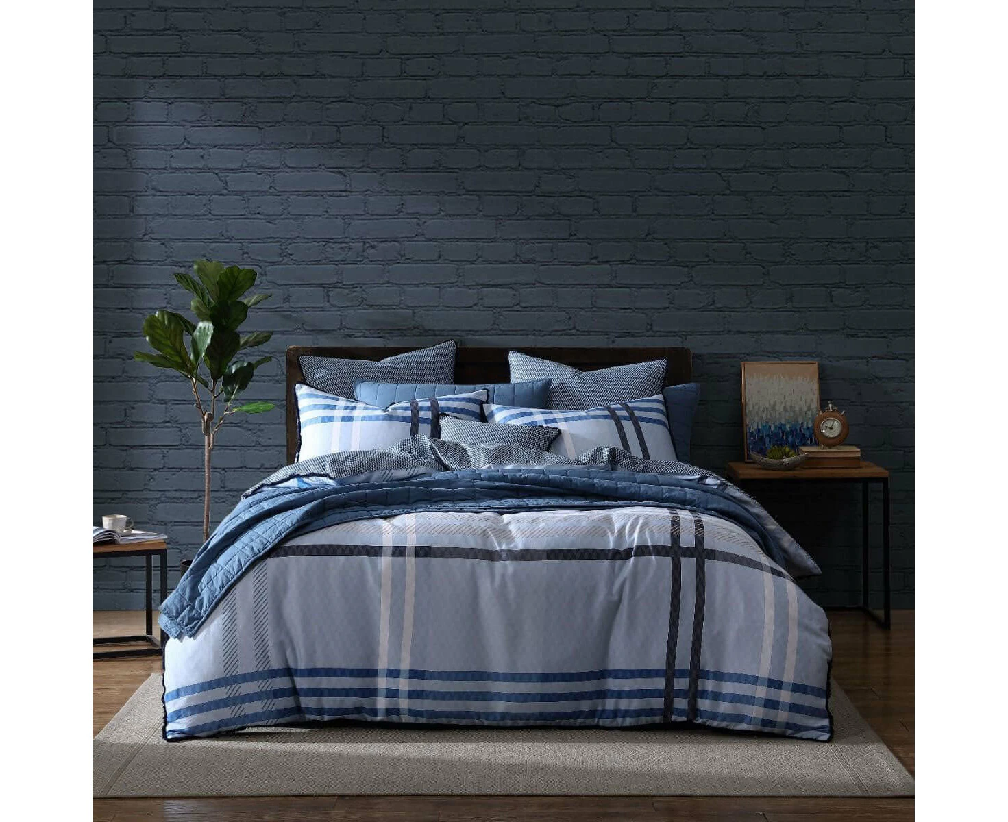 Logan & Mason Yarmouth Quilt Cover Set Blue