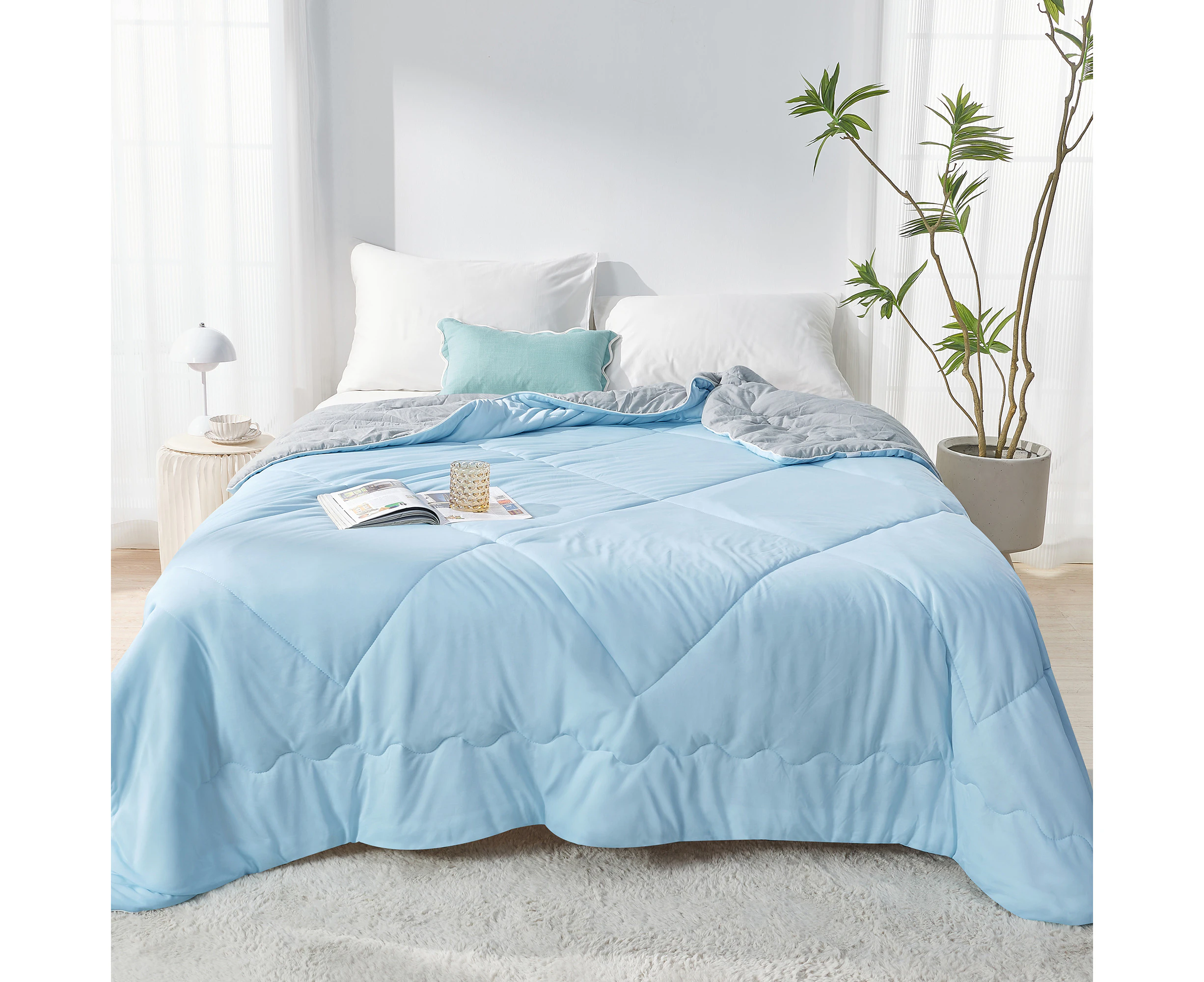 Linenova Cooling Fabric Comforter Double-Sided Blanket All Seasons Ice Blue