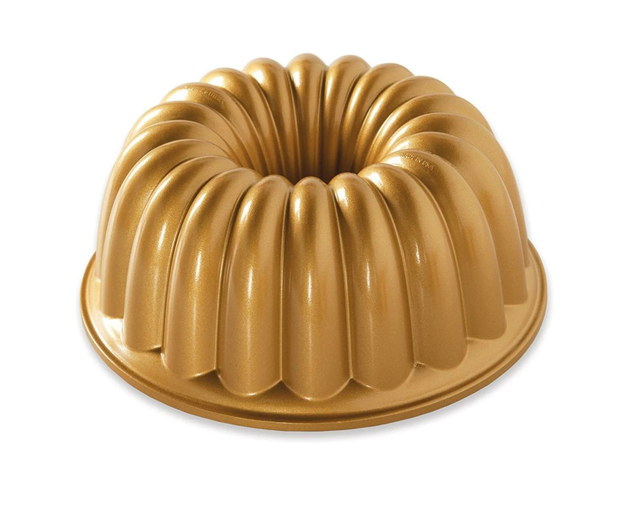 Elegant Party Bundt Pan