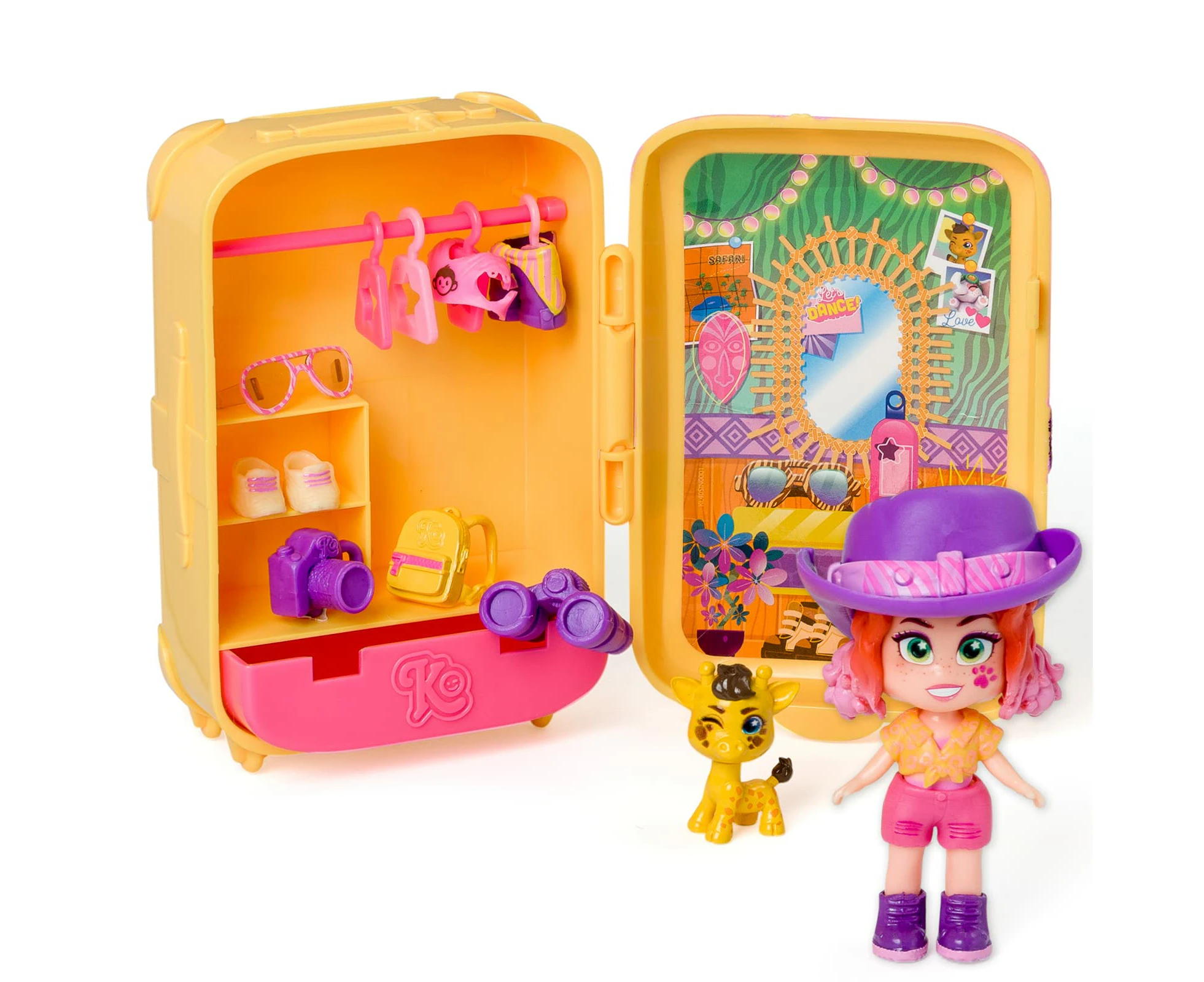 KOOKYLOOS Jane’s Suitcase – Doll’s suitcase with over 14 fashion accessories and exclusive doll with 3 fun expressions. Includes clothes, accessories and s