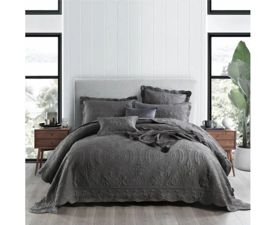 Medici Grey Bedspread Double Bed