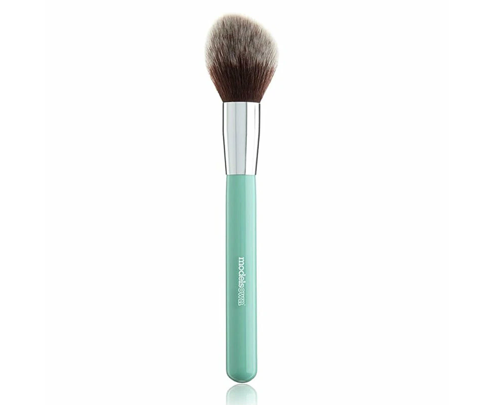 Model's Own Face Pointed Powder Brush P1