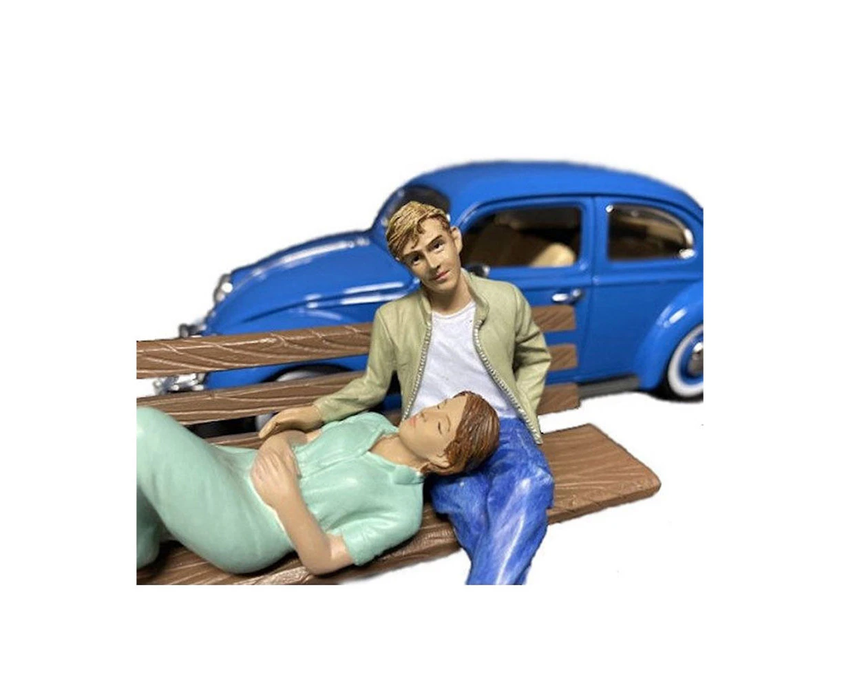 American Diorama 1:18 Scale Guy Sitting Lovers I Figure Accessory Model Toy