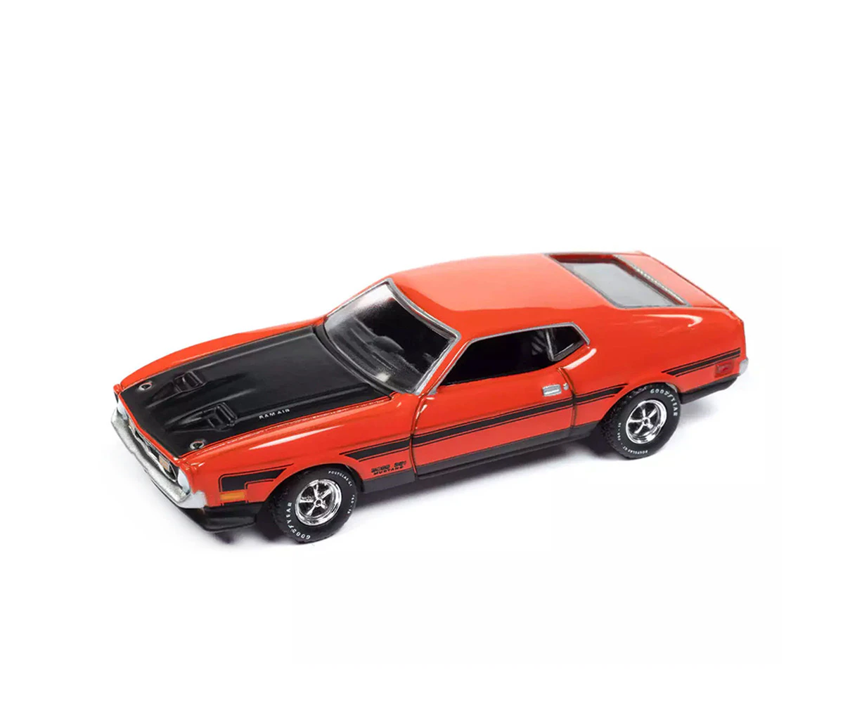 Auto World 1:64 Scale 1971 Ford Mustang BOSS 351 Calypso Coral Diecast Car Model