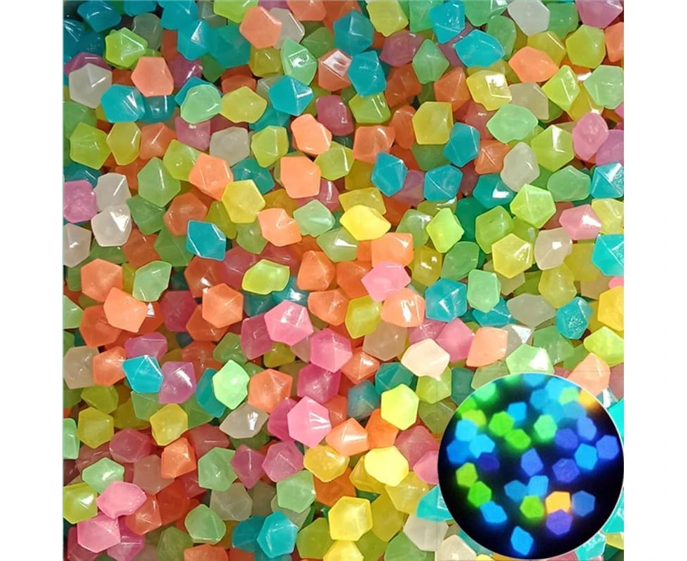 Glow in The Dark Rocks Outdoor Decorative Stones,500Pcs Glow Pebbles Decoration in The Dark Luminous Stones,Resin Garden Decorative Stones Glow in The Dark