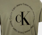 Calvin Klein Jeans Men's Monogram Circle Logo Tee / T-Shirt / Tshirt - Dusty Olive