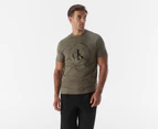 Calvin Klein Jeans Men's Monogram Circle Logo Tee / T-Shirt / Tshirt - Dusty Olive