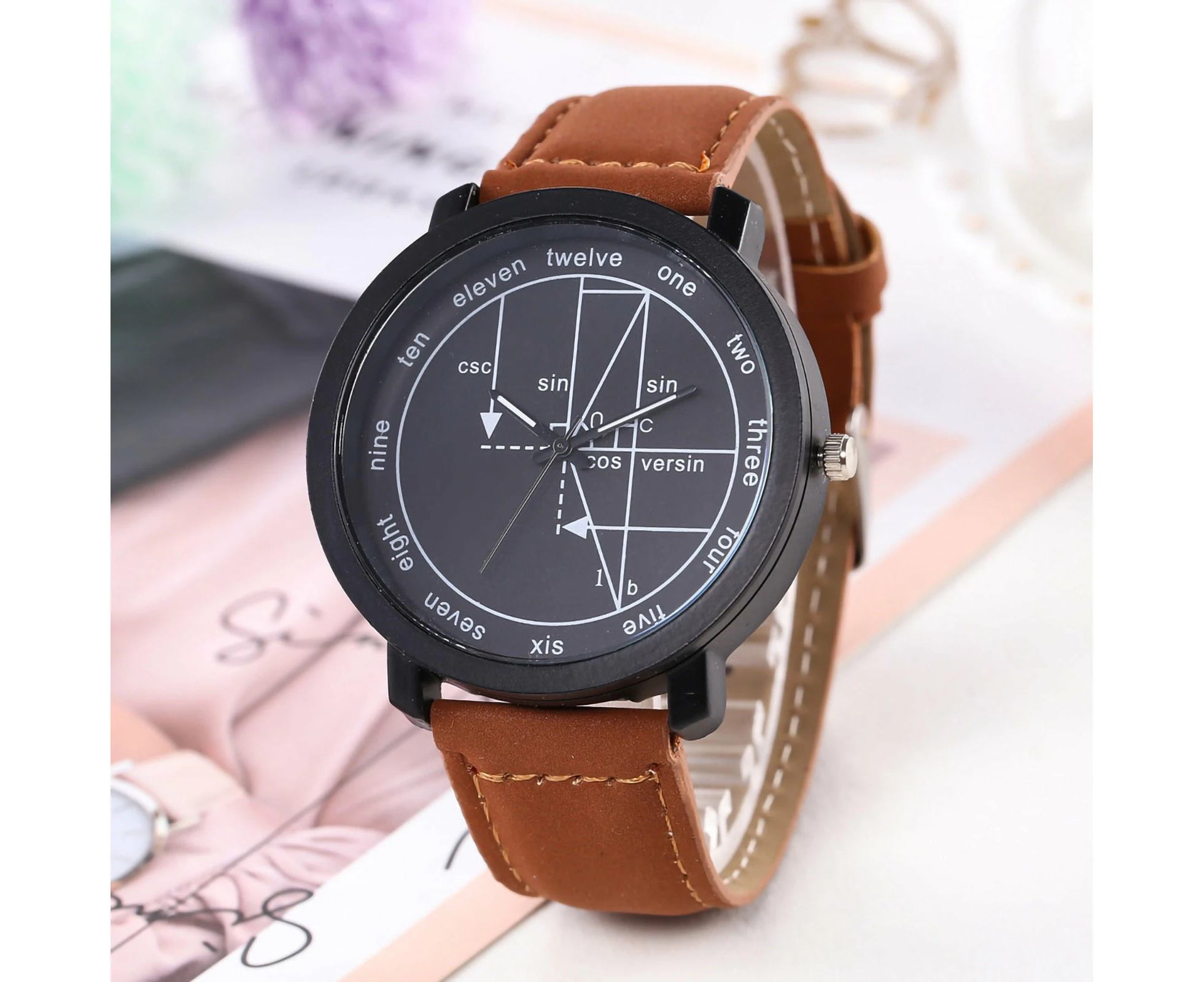 English Scale Geometric Dial Men And Women Casual Fashion Quartz Watch