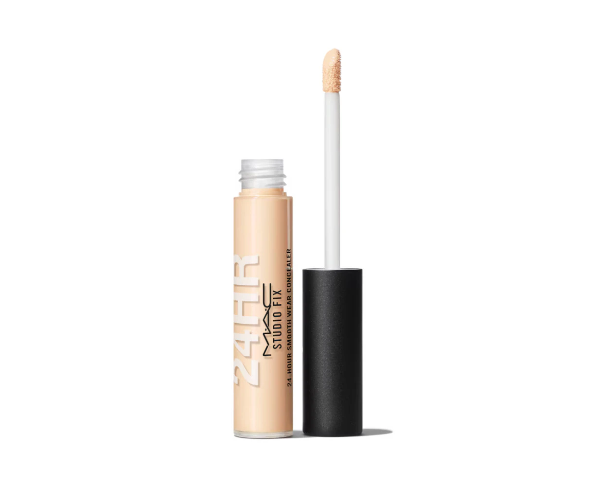 MAC Studio Fix 24 Hour Smooth Wear Concealer  # NW15 (Light Beige With Pinky Undertone) 7ml/0.24oz