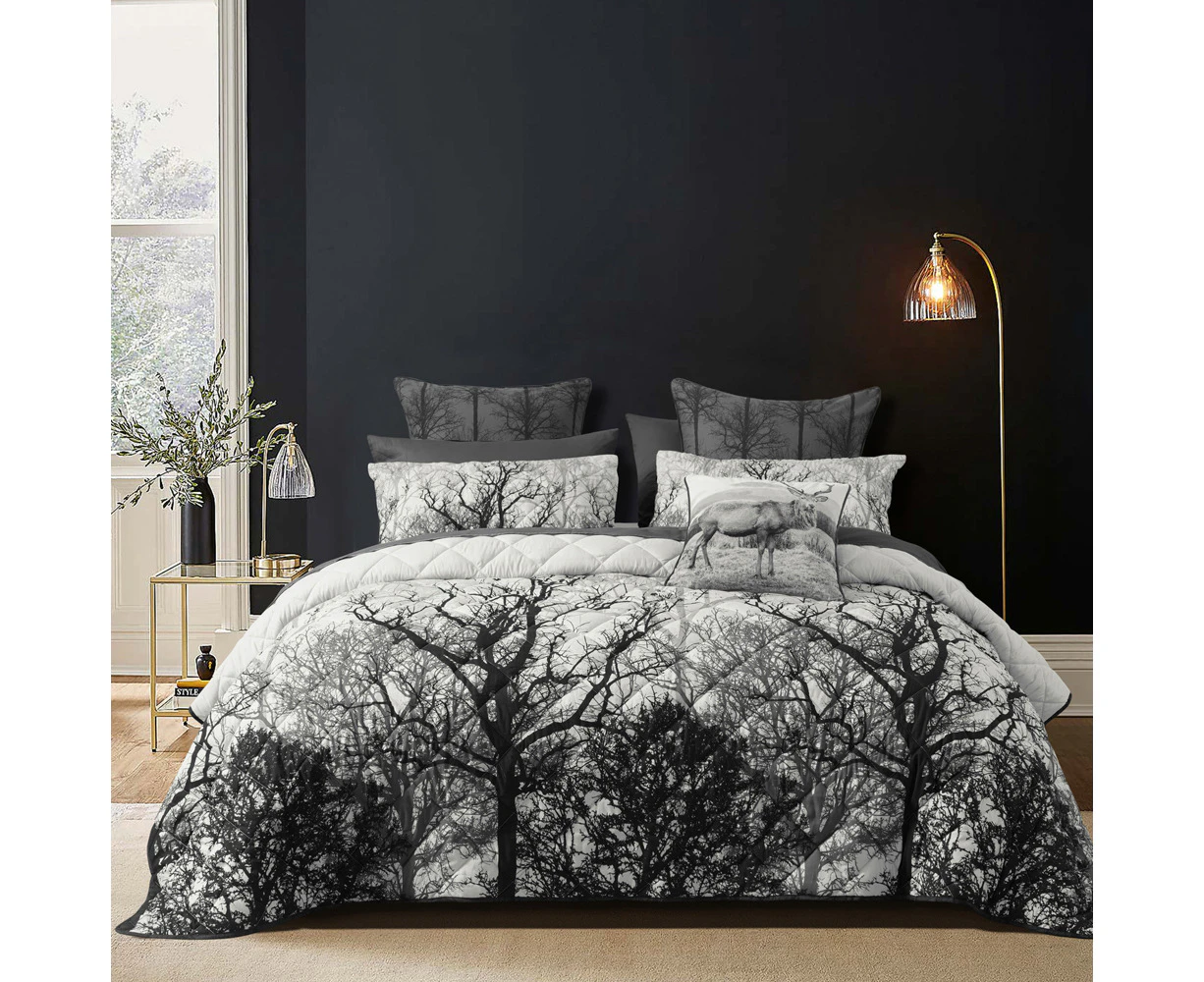 Bianca Boscage Queen/King Polyester Black Nature Inspired Bed Coverlet Set