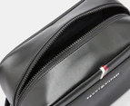 Tommy Hilfiger Essential Pique Wash Bag - Black