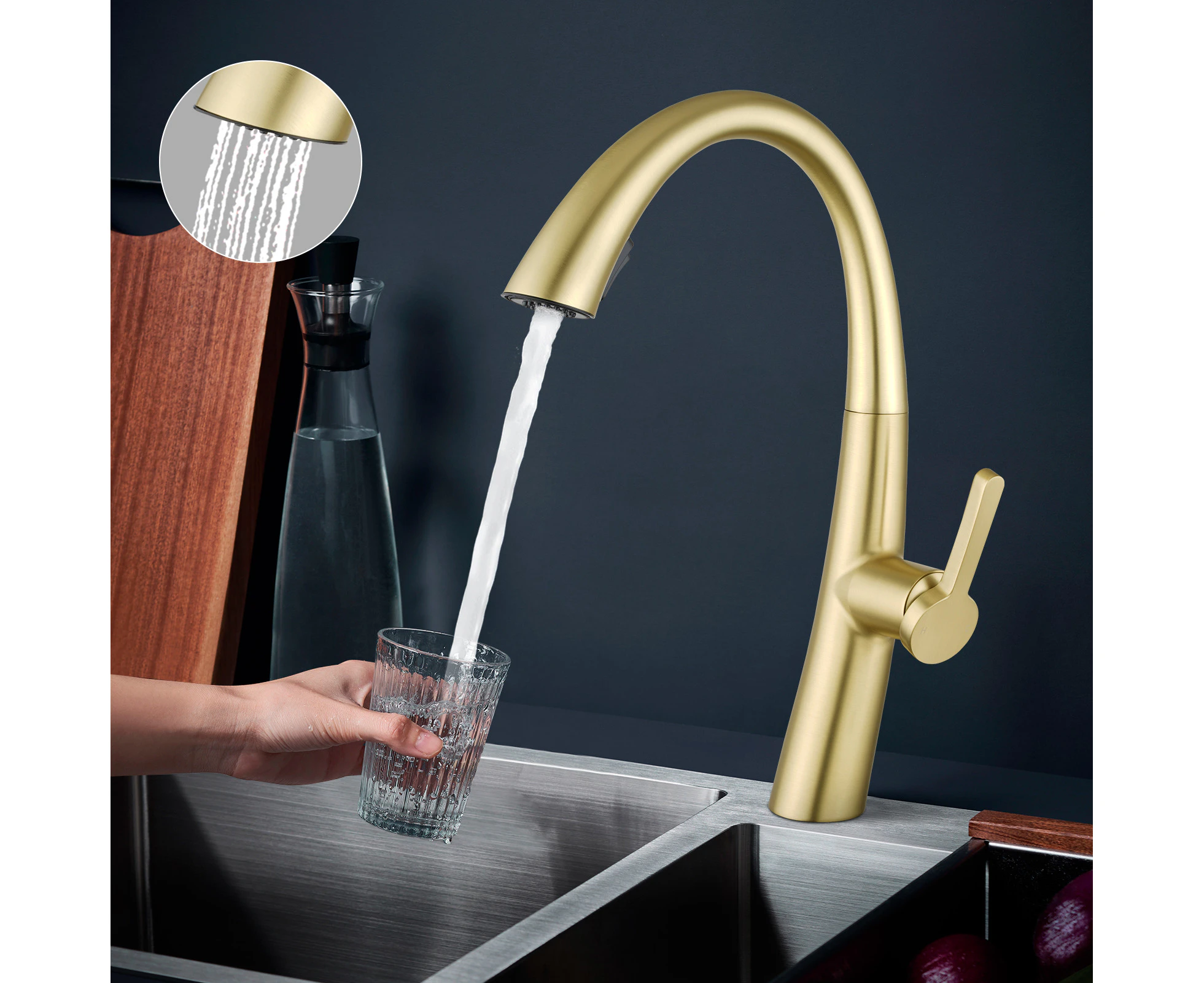 Pull Out head Gold Kitchen Sink Mixer Tap Swivel Spout 2 Water modes Brass Laundry Sink Faucets