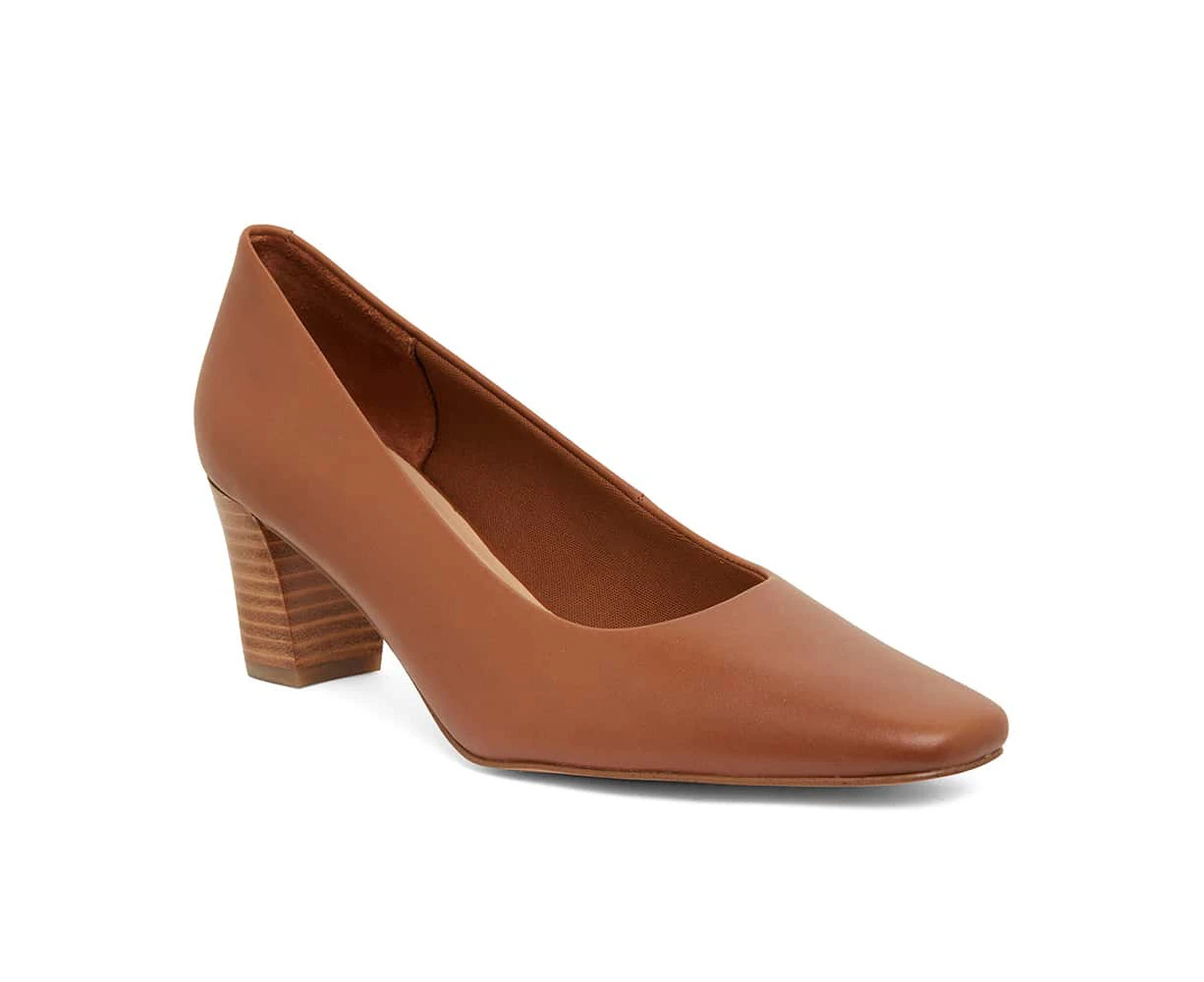 Womens Footwear Easy Steps Nicole Cognac Glove Pump