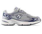 New Balance Men's 725 Sneakers - Navy/Grey