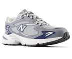 New Balance Men's 725 Sneakers - Navy/Grey