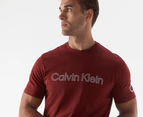 Calvin Klein Men's Travelling Logo Crewneck Tee / T-Shirt / Tshirt - Syrah