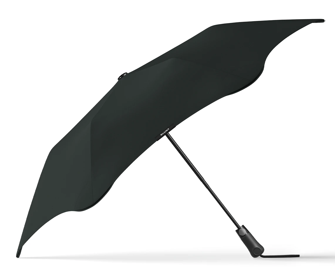 BLUNT Metro UV Umbrella Shadow