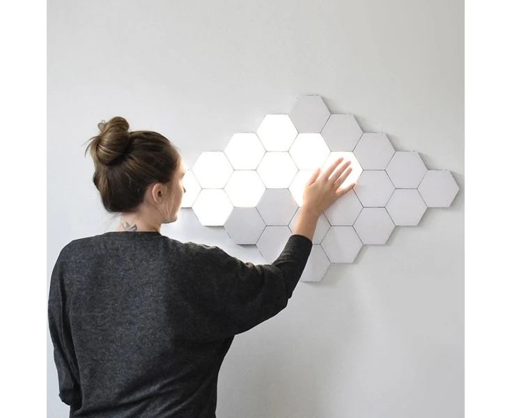 5Pcs Quantum Lights Honeycomb Light Touch Sensor Hexagonal Combination Background Wall Light LED Puzzle Hand Touch -White