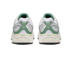 Saucony Unisex Progrid Omni 9 Sneakers - Ivory/Green