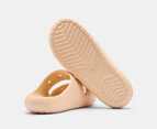 Crocs Unisex Classic V2 Sandals - Shiitake