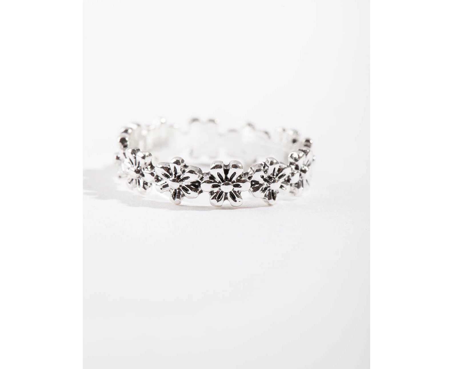 Silver Continuous Flower Ring