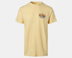 Quiksilver Men's Town Hall Tee / T-Shirt / Tshirt - Yellow