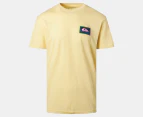 Quiksilver Men's Polera Short Sleeve Tee / T-Shirt / Tshirt - Yellow