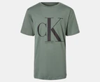 Calvin Klein Boys' Centre Monogram Logo Short Sleeve Tee / T-Shirt / Tshirt - Icy Pine