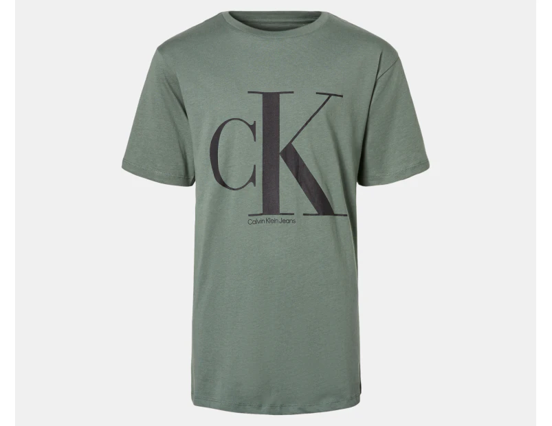 Calvin Klein Boys' Centre Monogram Logo Short Sleeve Tee / T-Shirt / Tshirt - Icy Pine